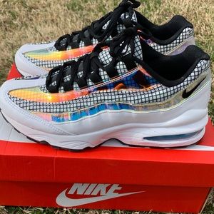Nike Air Max 95 LV8
